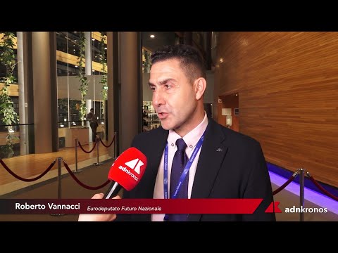 Migranti, Vannacci (Fnv): “In Europa ora la remigrazione è realtà”