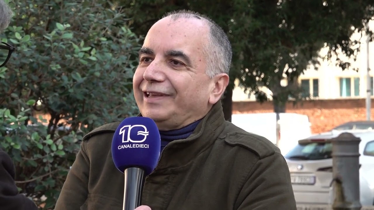 Enzo Mauri ha scritto "La grande avventura di Radio Monte Carlo"